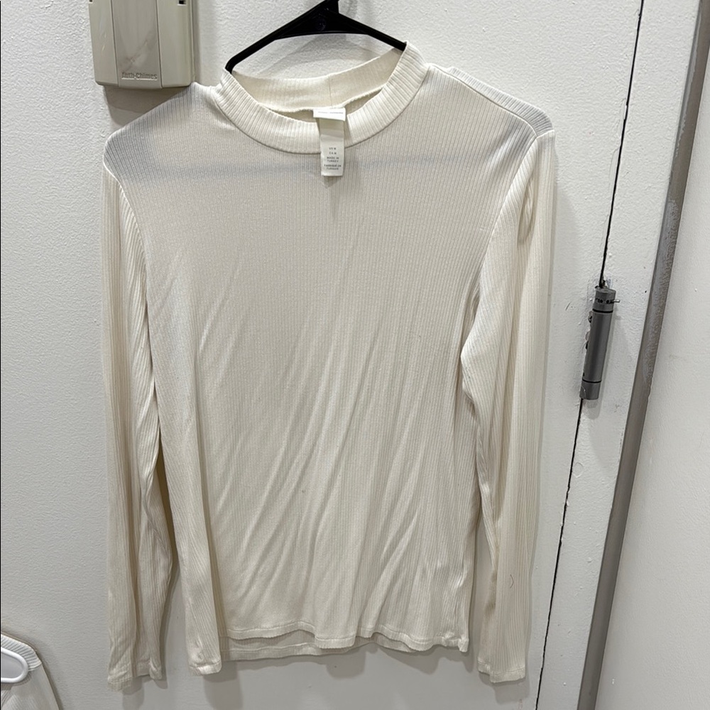 H&M Cream Long Sleeve Top